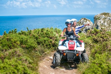 Ruta en quad doble por Ribadesella con vistas al mar