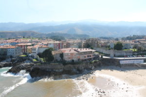 Llanes